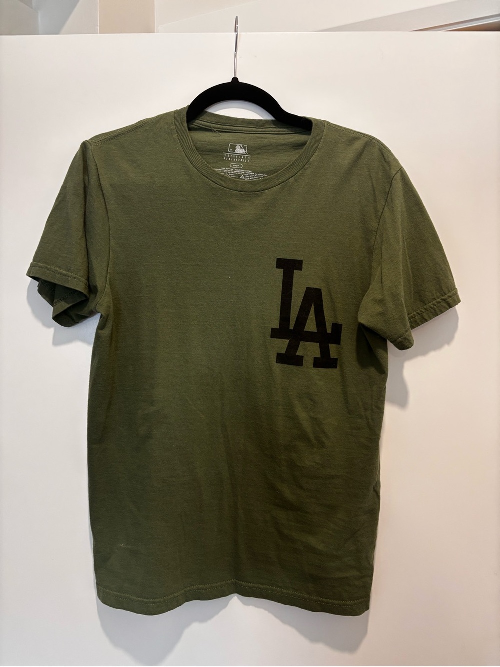 New Era Olive Green tee with black LA logo